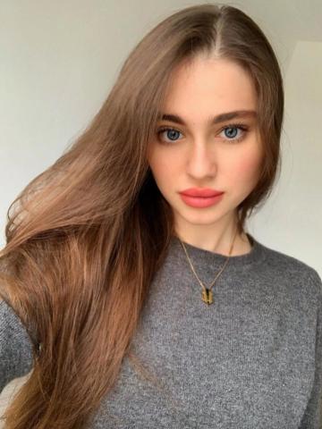 Юна